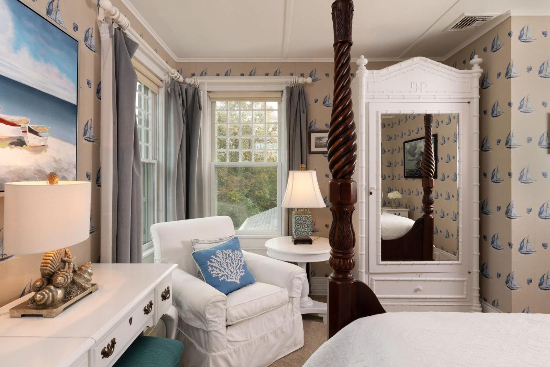 Harbor Knoll Bed And Breakfast Greenport Exterior photo
