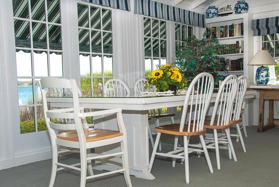 Harbor Knoll Bed And Breakfast Greenport Exterior photo